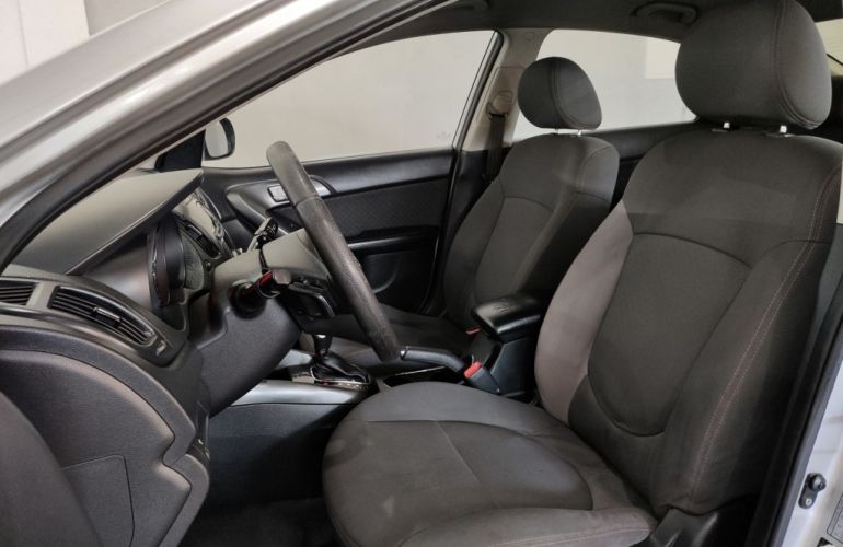 Kia Cerato 1.6 16V (aut) - Foto #7