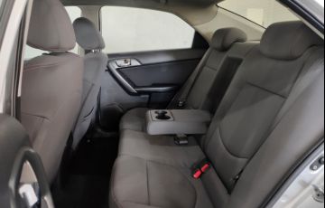 Kia Cerato 1.6 16V (aut) - Foto #8