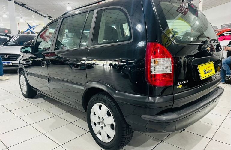 Chevrolet Zafira 2.0 MPFi Expression 8v - Foto #4