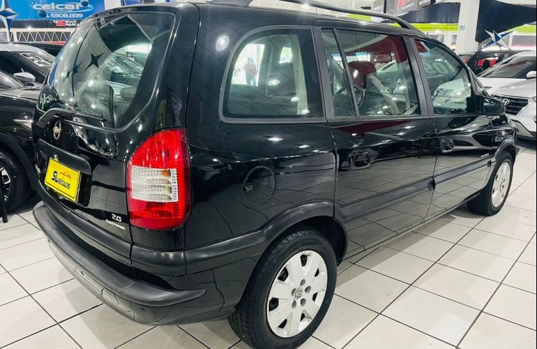 Chevrolet Zafira 2.0 MPFi Expression 8v - Foto #6