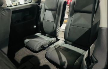 Chevrolet Zafira 2.0 MPFi Expression 8v - Foto #8
