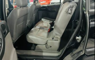 Chevrolet Zafira 2.0 MPFi Expression 8v - Foto #9