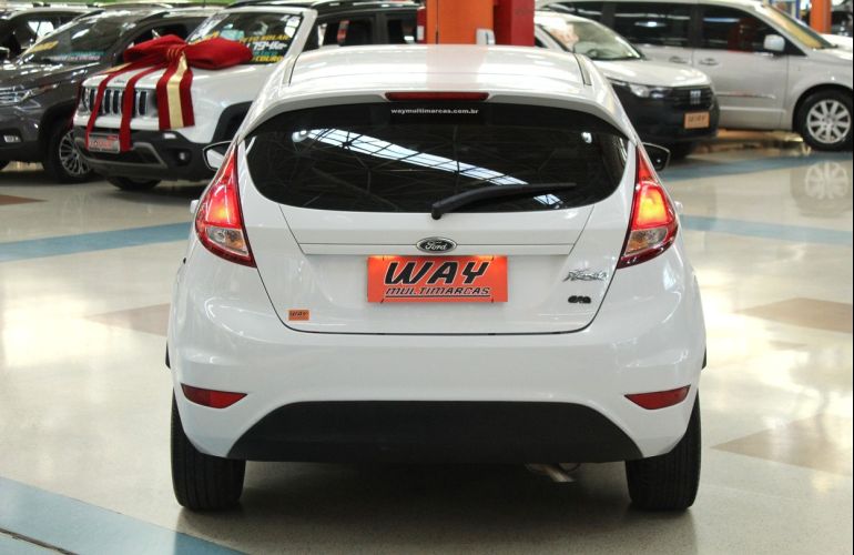 Ford Fiesta 1.5 S Hatch 16v - Foto #9