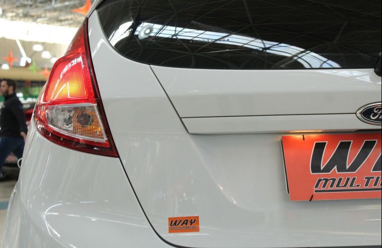 Ford Fiesta 1.5 S Hatch 16v - Foto #10