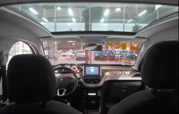 Peugeot 208 1.6 Griffe 16v - Foto #8