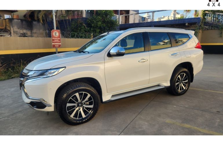 Mitsubishi Pajero Sport 2.4 16V Mivec Turbo Diesel Hpe AWD Automático - Foto #1