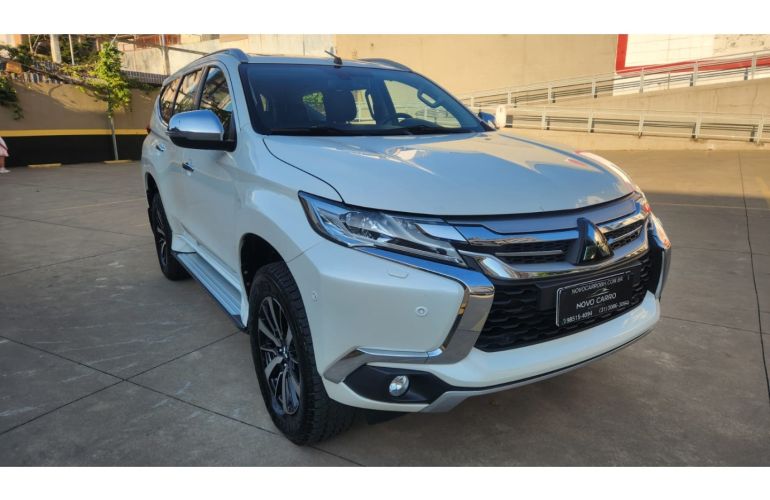 Mitsubishi Pajero Sport 2.4 16V Mivec Turbo Diesel Hpe AWD Automático - Foto #2