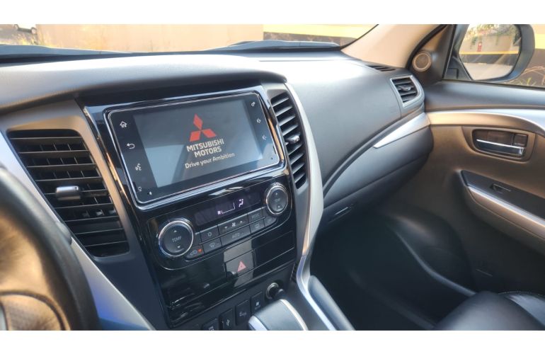 Mitsubishi Pajero Sport 2.4 16V Mivec Turbo Diesel Hpe AWD Automático - Foto #9