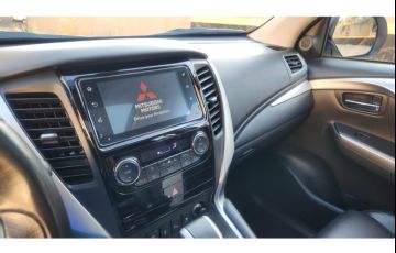 Mitsubishi Pajero Sport 2.4 16V Mivec Turbo Diesel Hpe AWD Automático - Foto #9