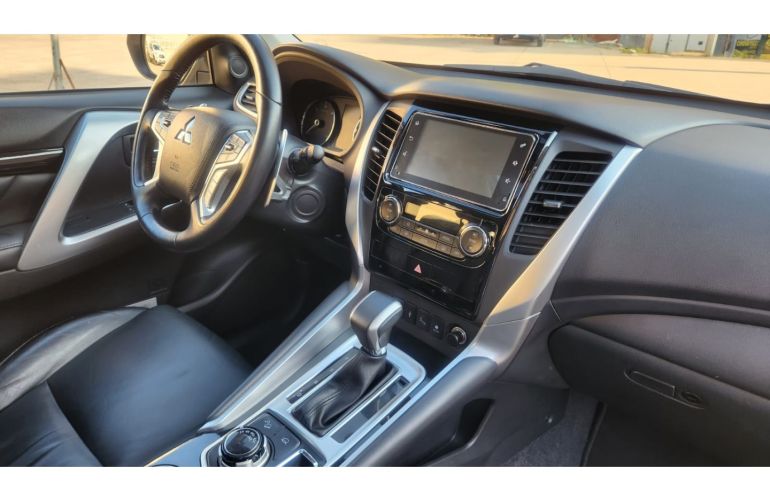 Mitsubishi Pajero Sport 2.4 16V Mivec Turbo Diesel Hpe AWD Automático - Foto #10