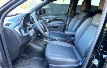 Fiat Strada 1.0 Turbo 200 Ultra Cd - Foto #4