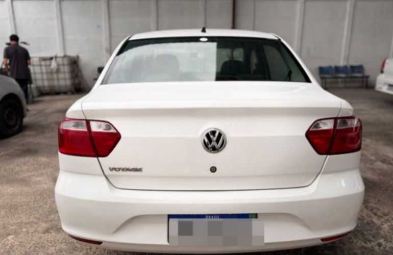 Volkswagen Voyage 1.6 MSI (Flex) - Foto #2