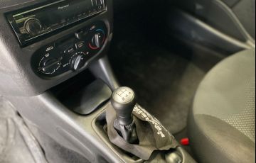 Peugeot 207 1.4 Xr 8v - Foto #6