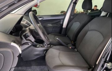 Peugeot 207 1.4 Xr 8v - Foto #7