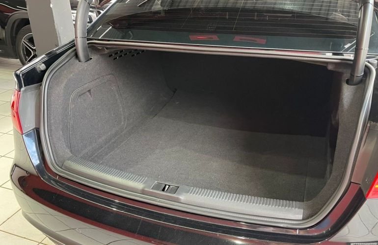 Audi A4 2.0 Tfsi Attraction Limo 180cv - Foto #10