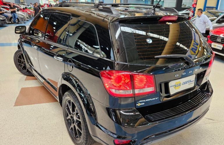 Dodge Journey 3.6 Rt V6 - Foto #6