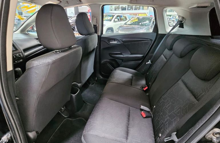 Honda Fit 1.5 LX 16v - Foto #5