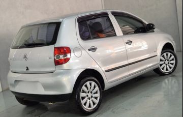 Volkswagen Fox Plus 1.6 8V (Flex) - Foto #4