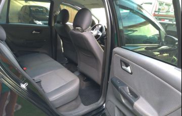 Volkswagen Fox 1.0 VHT (Flex) 4p - Foto #6
