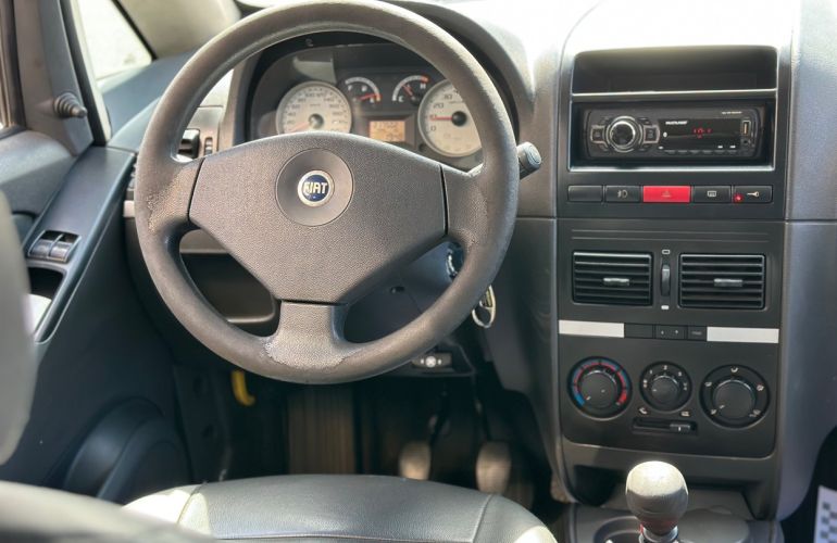 Fiat Idea 1.4 MPi Elx 8v - Foto #7