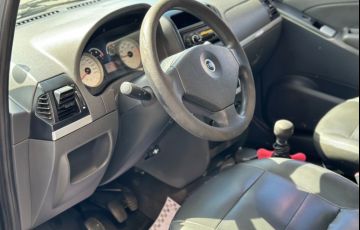 Fiat Idea 1.4 MPi Elx 8v - Foto #8