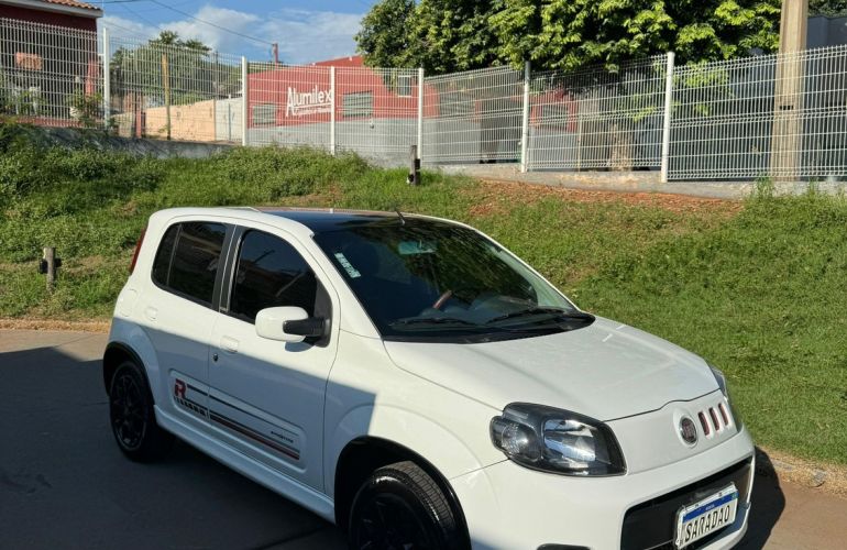 Fiat Uno 1.4 Evo Sporting 8v - Foto #2