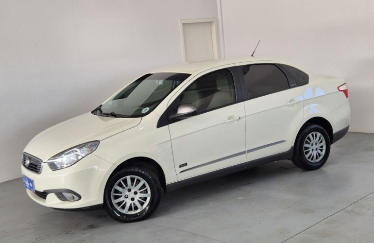 Fiat Grand Siena Essence 1.6 16V Dualogic (Flex) - Foto #3