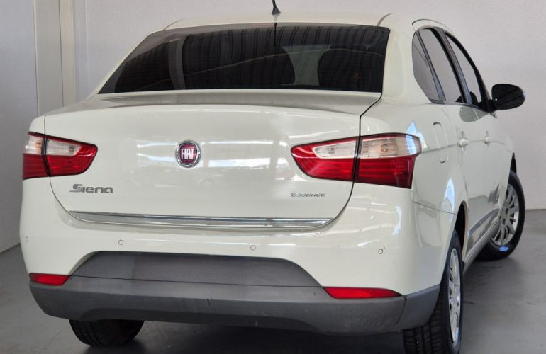 Fiat Grand Siena Essence 1.6 16V Dualogic (Flex) - Foto #5