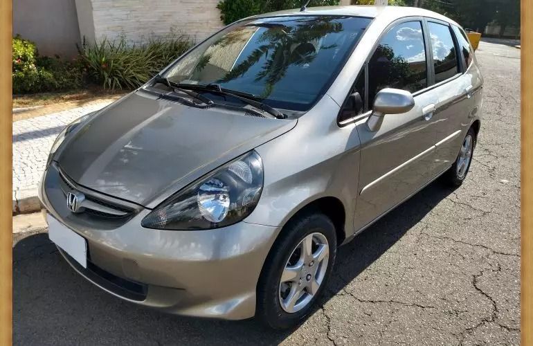 Honda Fit 1.5 LX CVT - Foto #1