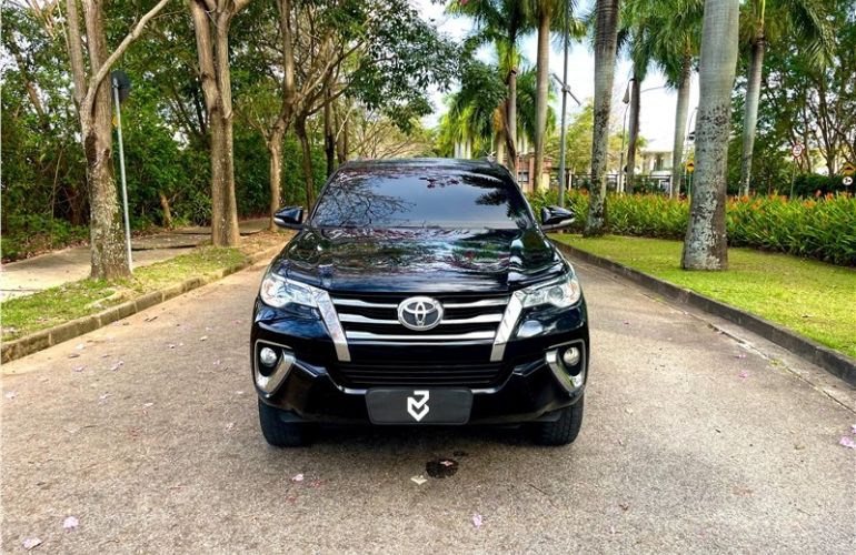 Toyota Hilux Sw4 2.7 Sr 4x2 16V Flex 4p Automático - Foto #2