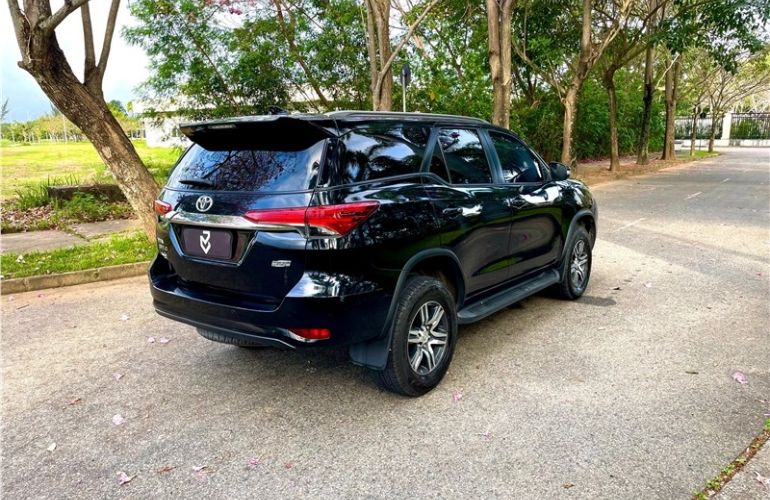 Toyota Hilux Sw4 2.7 Sr 4x2 16V Flex 4p Automático - Foto #6