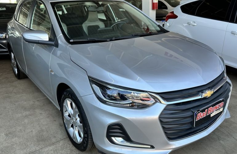 Chevrolet Onix 1.0 Turbo Premier (Aut) - Foto #3