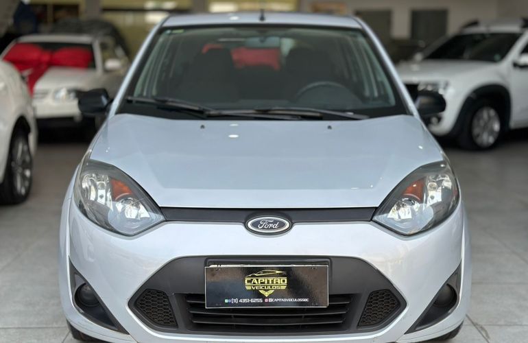Ford Fiesta 1.0 Rocam Hatch 8v - Foto #3