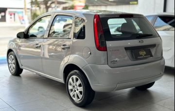 Ford Fiesta 1.0 Rocam Hatch 8v - Foto #5