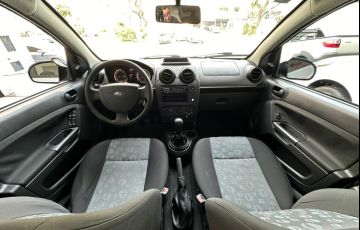 Ford Fiesta 1.0 Rocam Hatch 8v - Foto #10