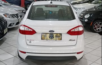 Ford Fiesta 1.6 SE Sedan 16v - Foto #5