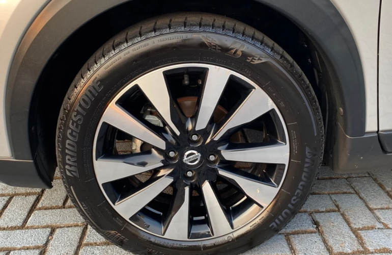 Nissan Kicks 1.6 SV CVT (Flex) - Foto #4