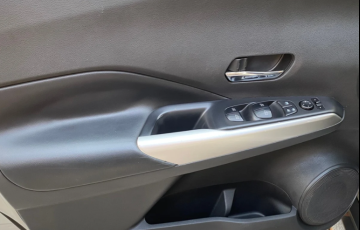 Nissan Kicks 1.6 SV CVT (Flex) - Foto #6