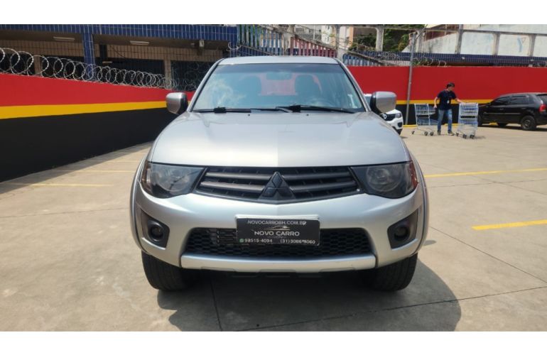 Mitsubishi L200 Triton 3.2 Glx 4x4 CD 16V Turbo Intercoler Diesel 4p Manual - Foto #3
