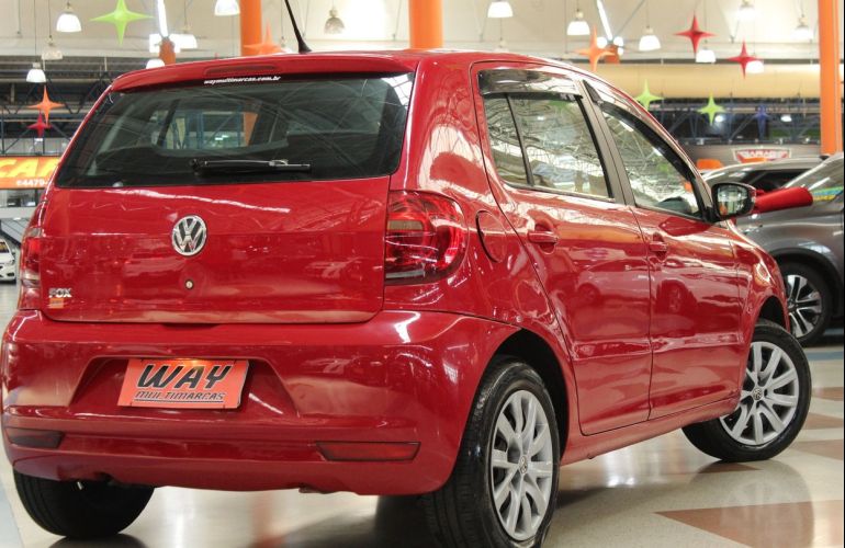 Volkswagen Fox 1.0 Mi 8v - Foto #7