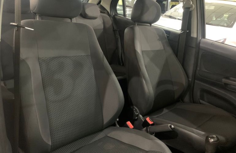 Volkswagen Gol 1.0 12v MPi Total - Foto #7