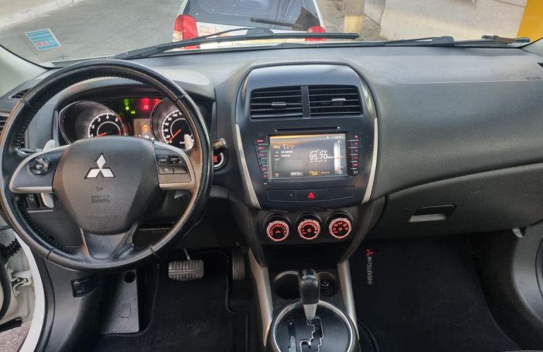 Mitsubishi ASX 2.0 16V CVT 4WD - Foto #4