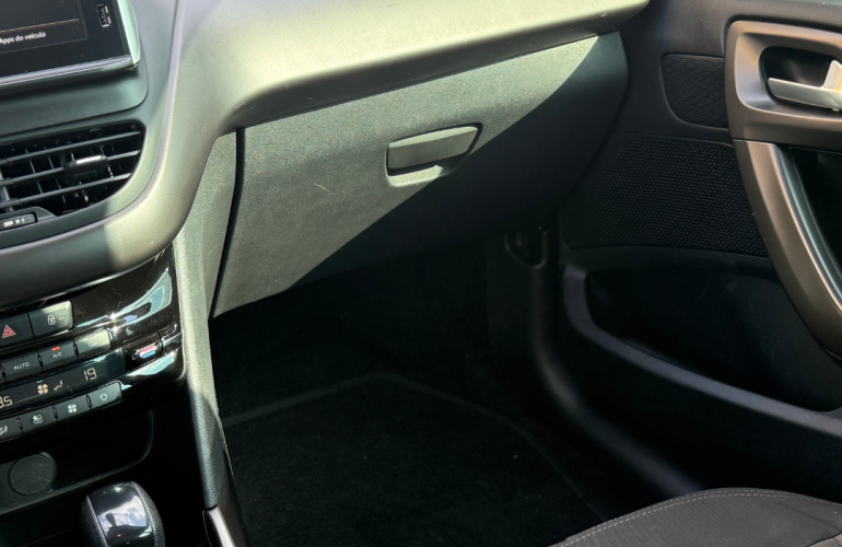 Peugeot 2008 1.6 Griffe (Aut) - Foto #7