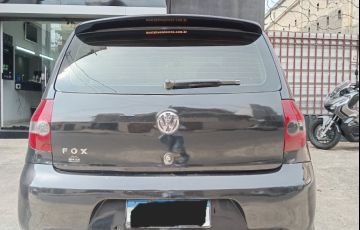 Volkswagen Fox Black 1.0 8V (Flex) 4p - Foto #5