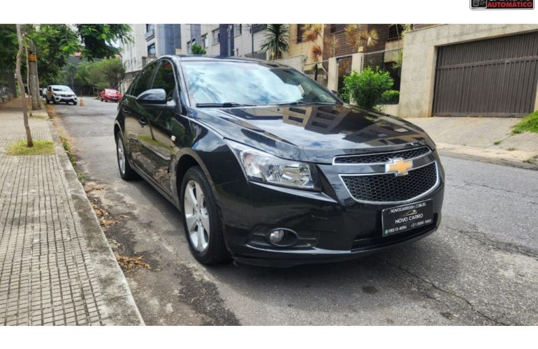 Chevrolet Cruze 1.8 LT 16V Flex 4p Automático - Foto #2