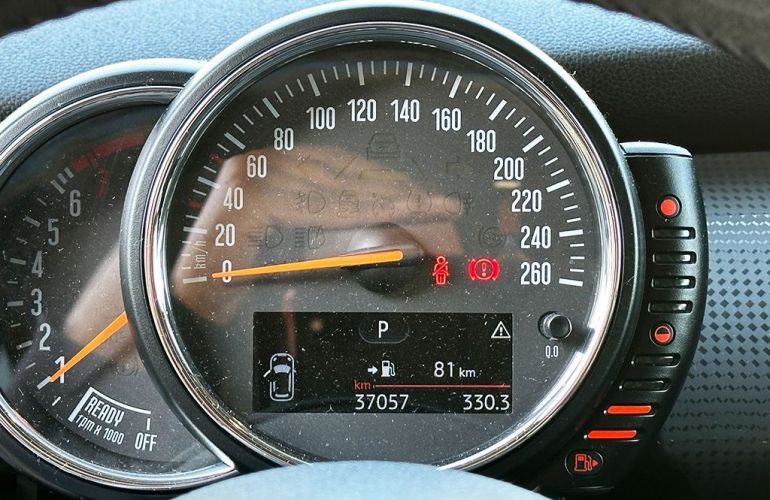 Mini Cooper 1.5 12v Turbo - Foto #10