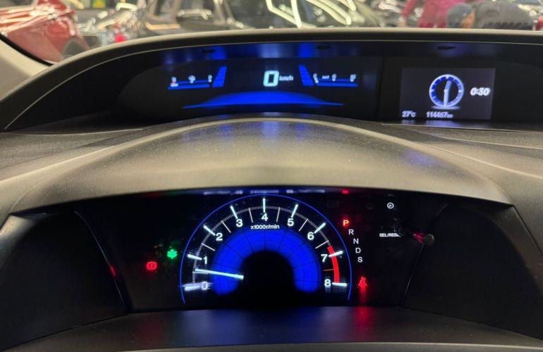 Honda Civic 2.0 LXR 16v - Foto #9