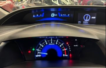 Honda Civic 2.0 LXR 16v - Foto #9