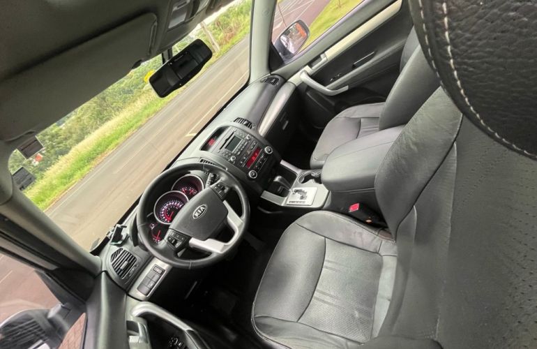 Kia Sorento 2.4 EX (Aut) - Foto #9