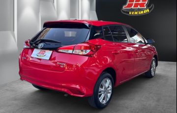 Toyota Yaris 1.3 16V Xl Plus Tech Multidrive - Foto #3